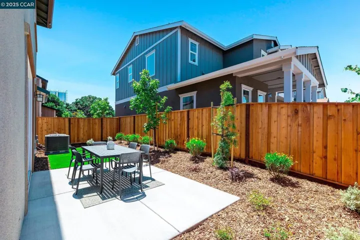 53 Riverbend Lane, Petaluma, California 94952