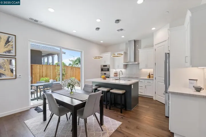 53 Riverbend Lane, Petaluma, California 94952
