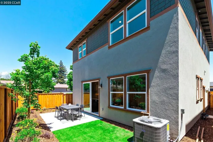 53 Riverbend Lane, Petaluma, California 94952