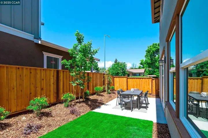 53 Riverbend Lane, Petaluma, California 94952