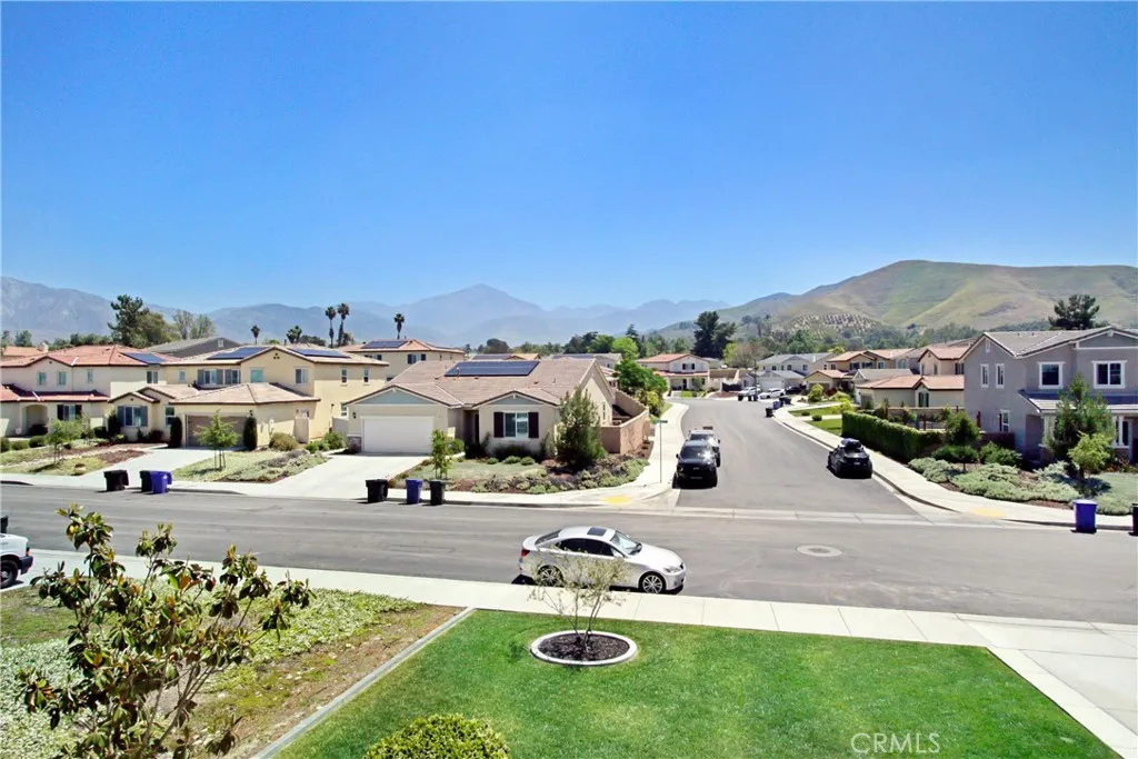 1212 Venice Avenue, Mentone, California 92359 home-pic-28