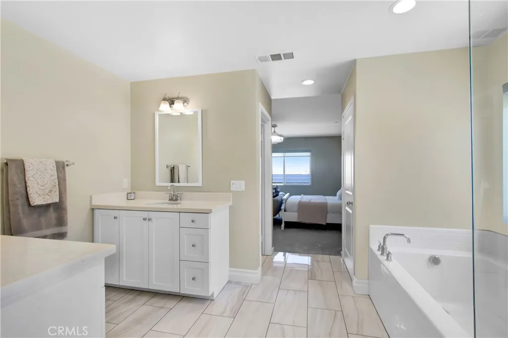 1212 Venice Avenue, Mentone, California 92359 home-pic-27