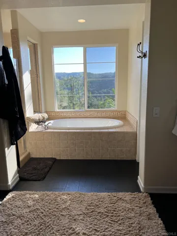 27392 Tumbleweed Tr., Valley Center, California 92082
