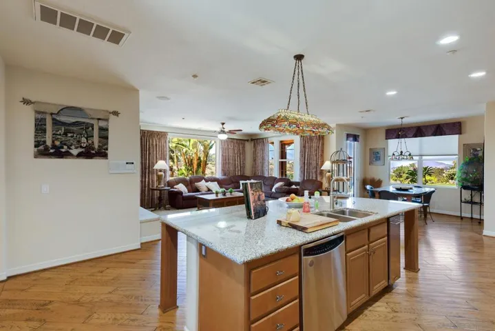 27392 Tumbleweed Tr., Valley Center, California 92082