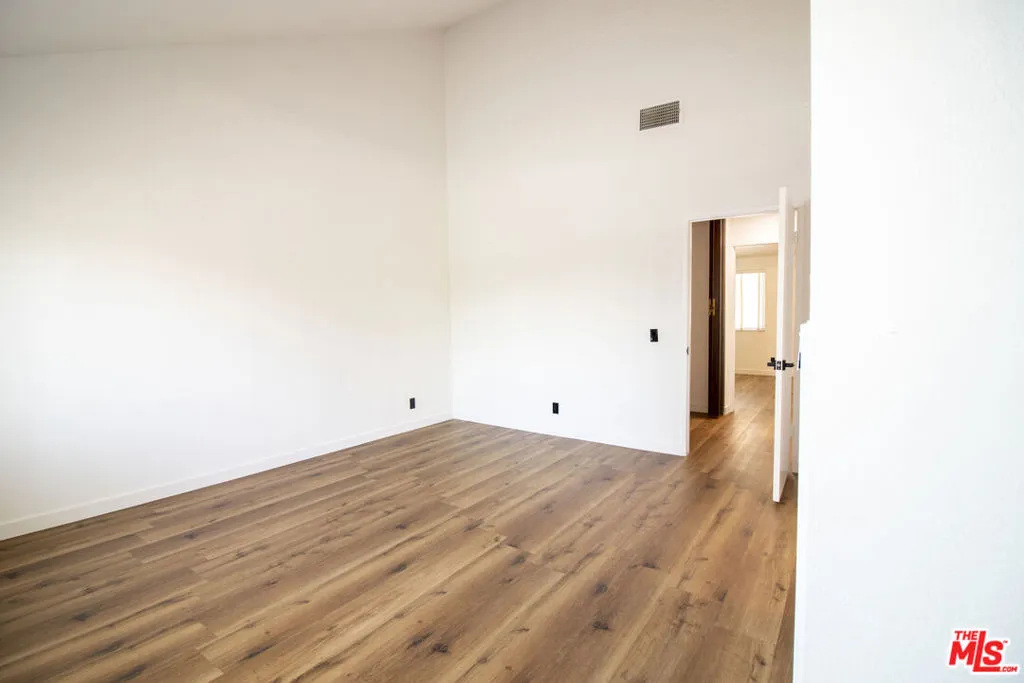 1132 19th Street 2, Santa Monica, California 90403 home-pic-21