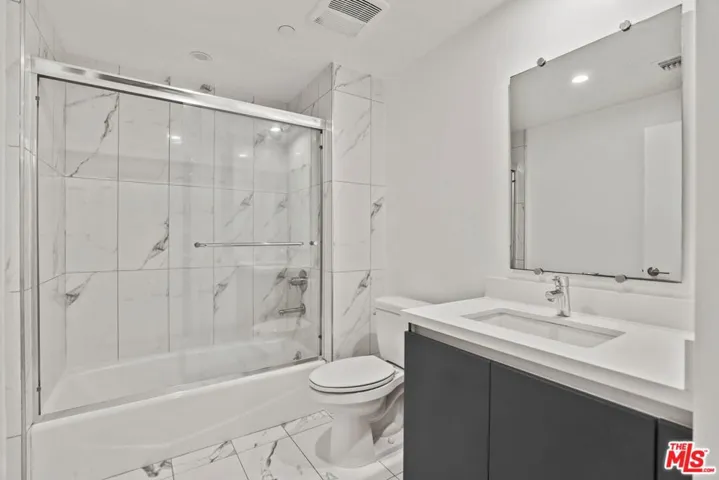1831 Sawtelle Boulevard 207, Los Angeles, California 90025