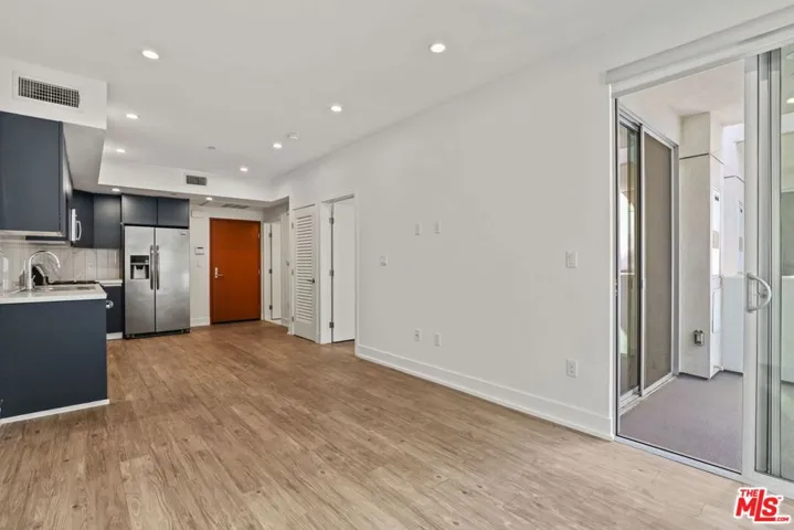 1831 Sawtelle Boulevard 207, Los Angeles, California 90025
