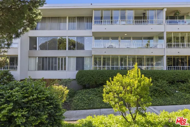 32724 Coastsite Drive 208, Rancho Palos Verdes, California 90275