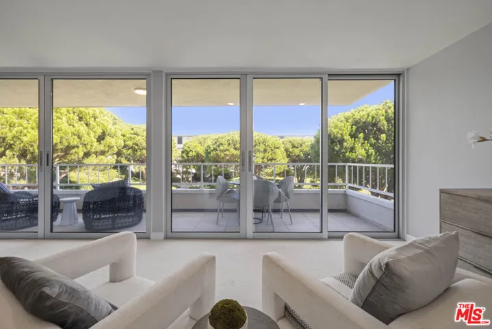 32724 Coastsite Drive 208, Rancho Palos Verdes, California 90275
