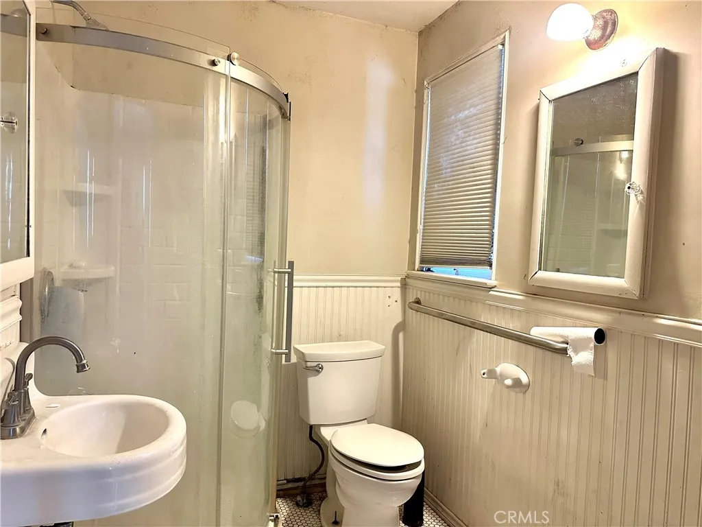 4308 Lime Street, Riverside, California 92501 home-pic-5