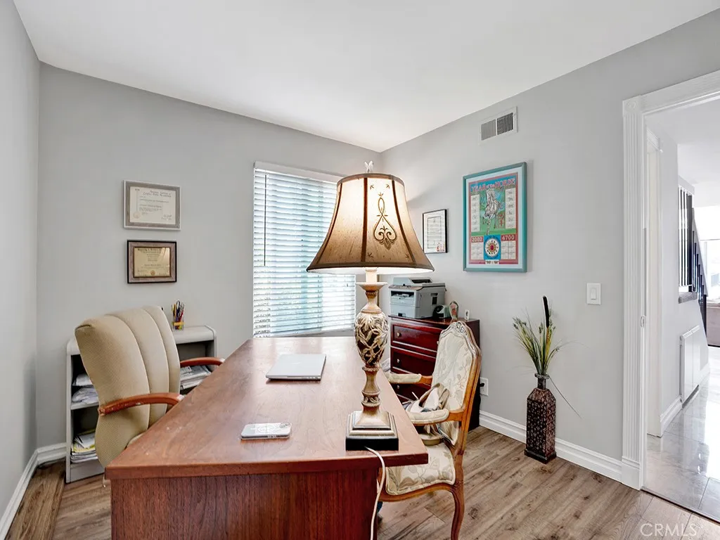 3842 Montego Drive, Huntington Beach, California 92649 home-pic-15