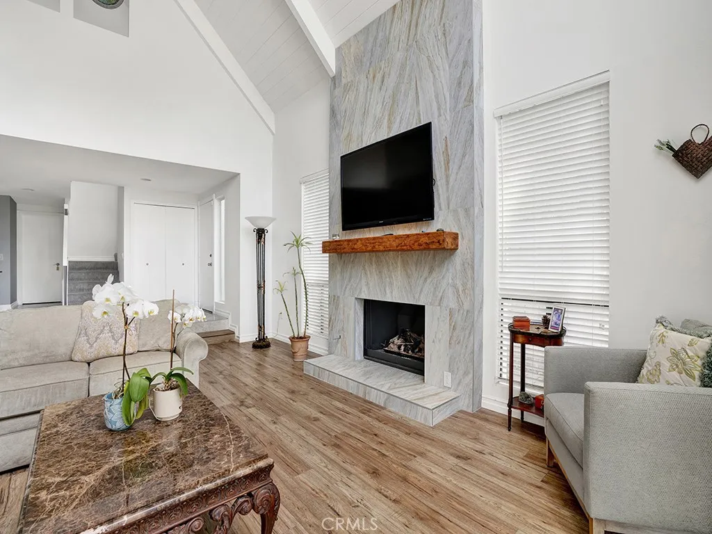 3842 Montego Drive, Huntington Beach, California 92649 home-pic-6