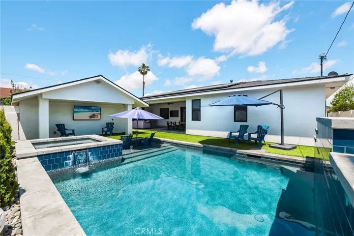 11221 Davenport Road, Rossmoor, California 90720