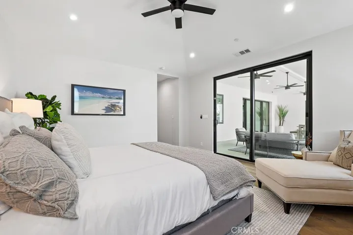 11221 Davenport Road, Rossmoor, California 90720