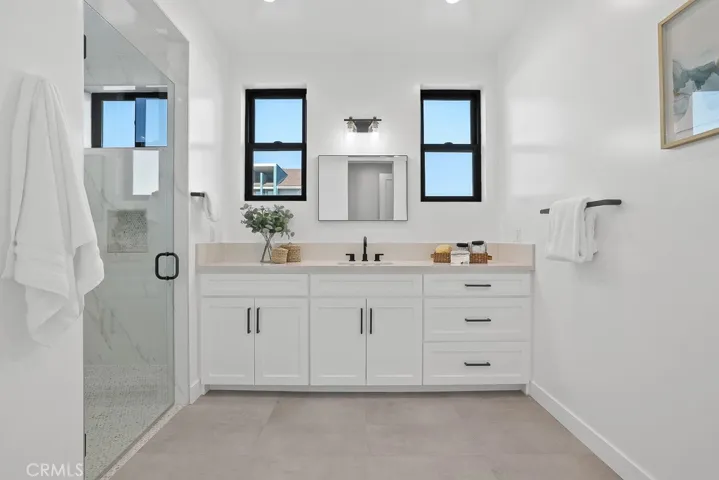 11221 Davenport Road, Rossmoor, California 90720