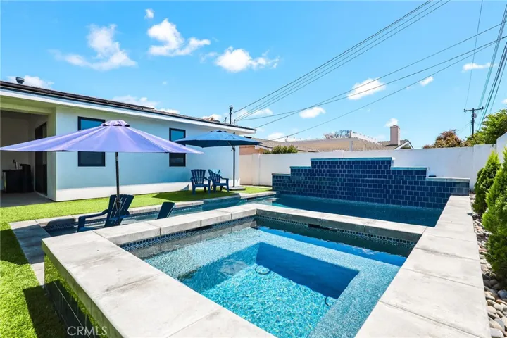 11221 Davenport Road, Rossmoor, California 90720