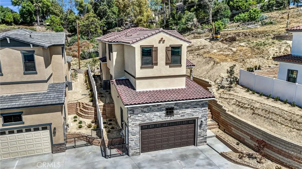 689 Castlehill Dr, Walnut, California 91789 home-pic-2