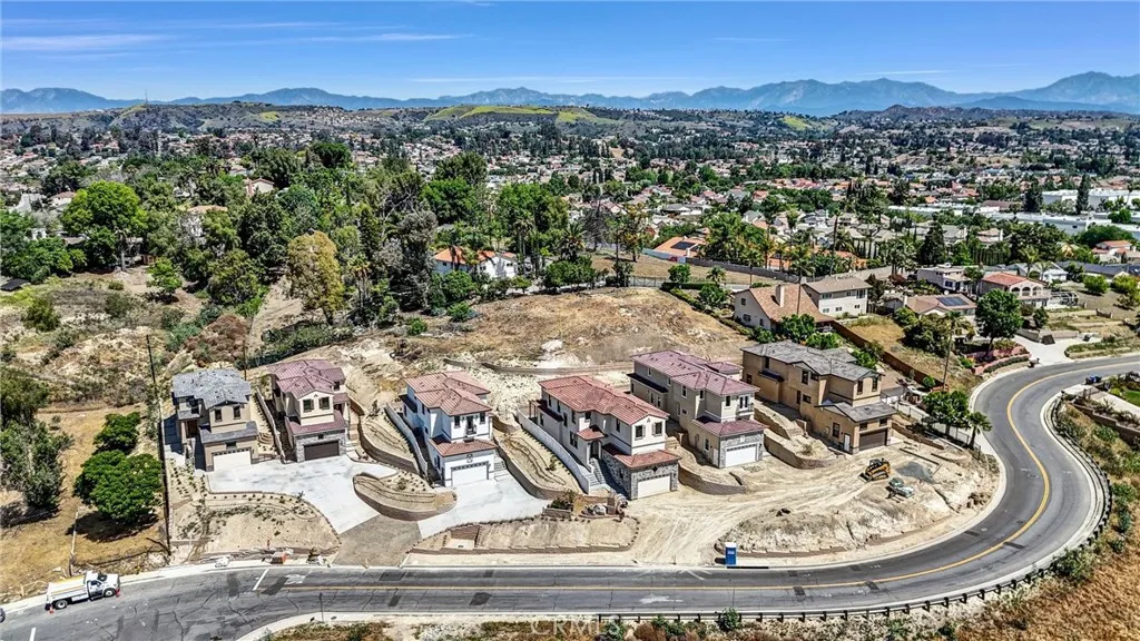 689 Castlehill Dr, Walnut, California 91789 home-pic-24