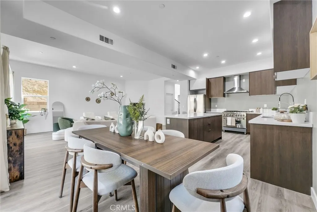 689 Castlehill Dr, Walnut, California 91789 home-pic-6