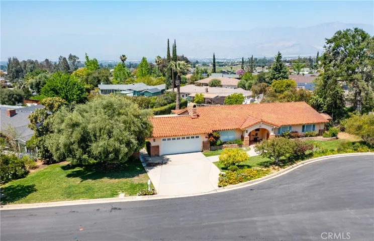 Great Views of San Bernardino Mountain Range