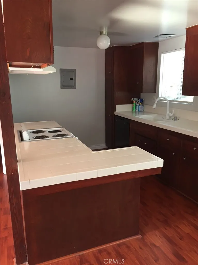 1107 Barbara Street, Redondo Beach, California 90277 home-pic-23