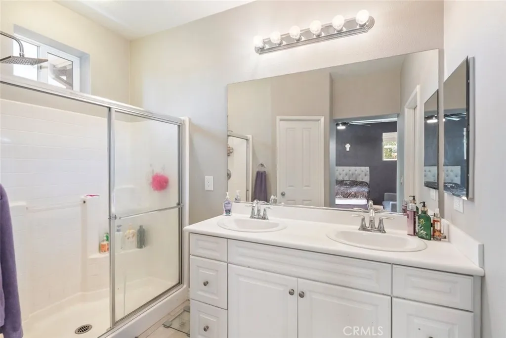 27435 Larabee Court 2, Murrieta, California 92562 home-pic-15