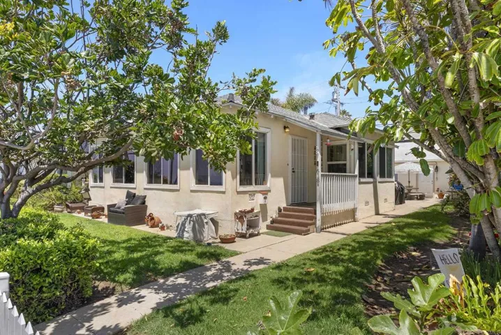 618 S Pacific Street, Oceanside, California 92054