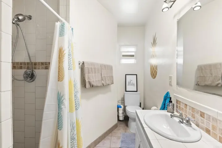 618 S Pacific Street, Oceanside, California 92054