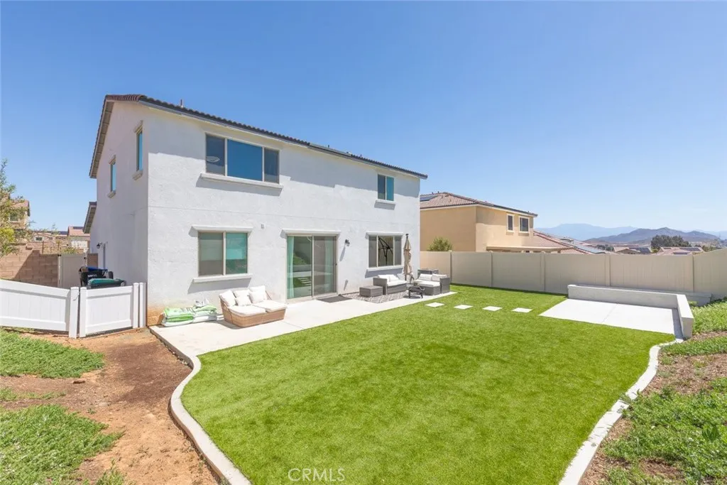 25367 Circle Stone Drive, Menifee, California 92586 home-pic-34