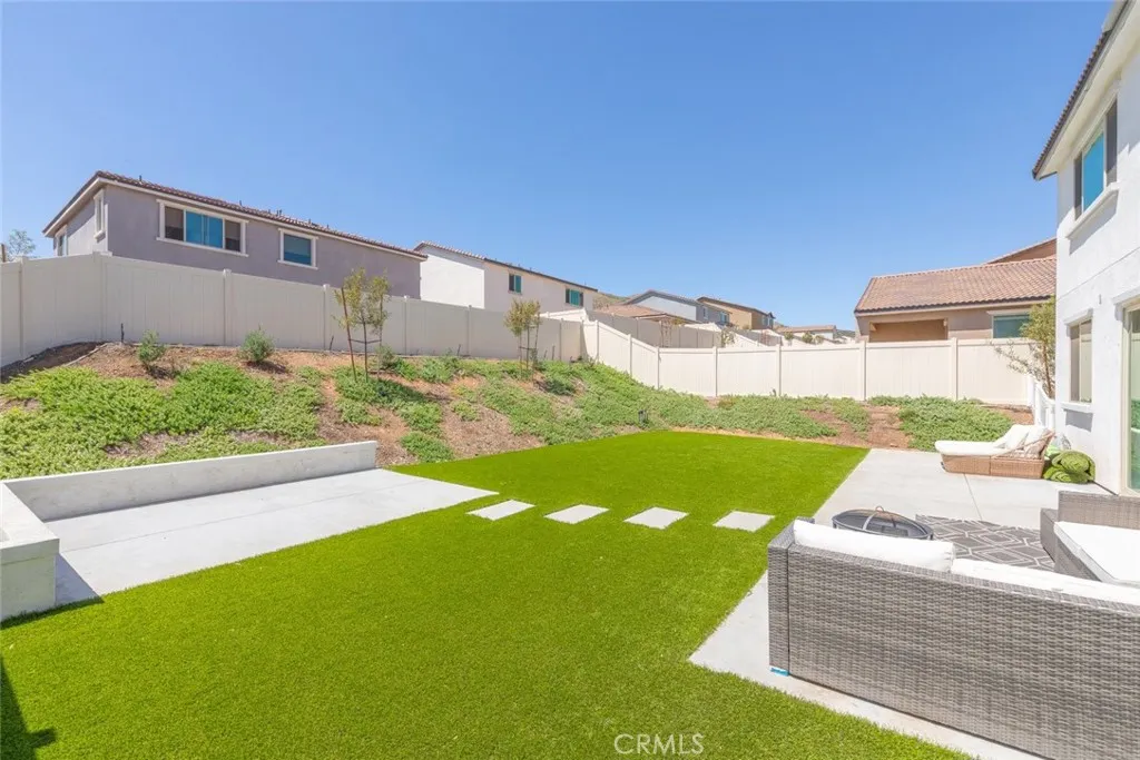 25367 Circle Stone Drive, Menifee, California 92586 home-pic-36