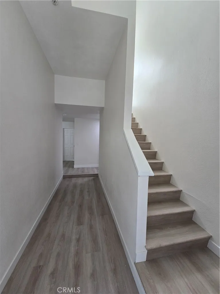 70 Harkness Avenue 4, Pasadena, California 91106 home-pic-6