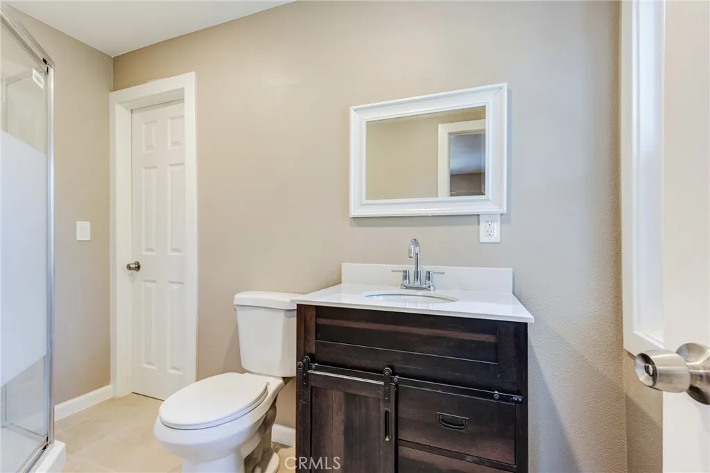 33350 Robin Drive, Green Valley Lake, California 92341 home-pic-17