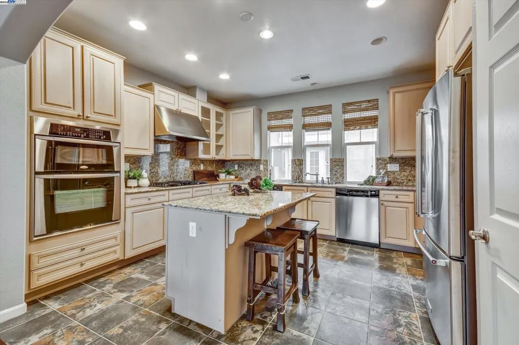 , San Jose, California 95136 home-pic-7