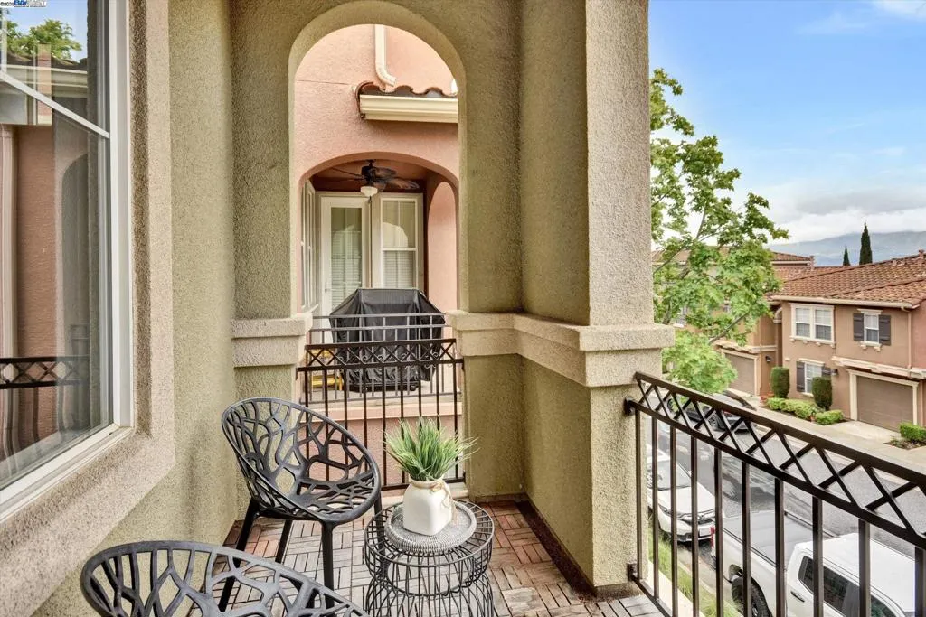 , San Jose, California 95136 home-pic-23