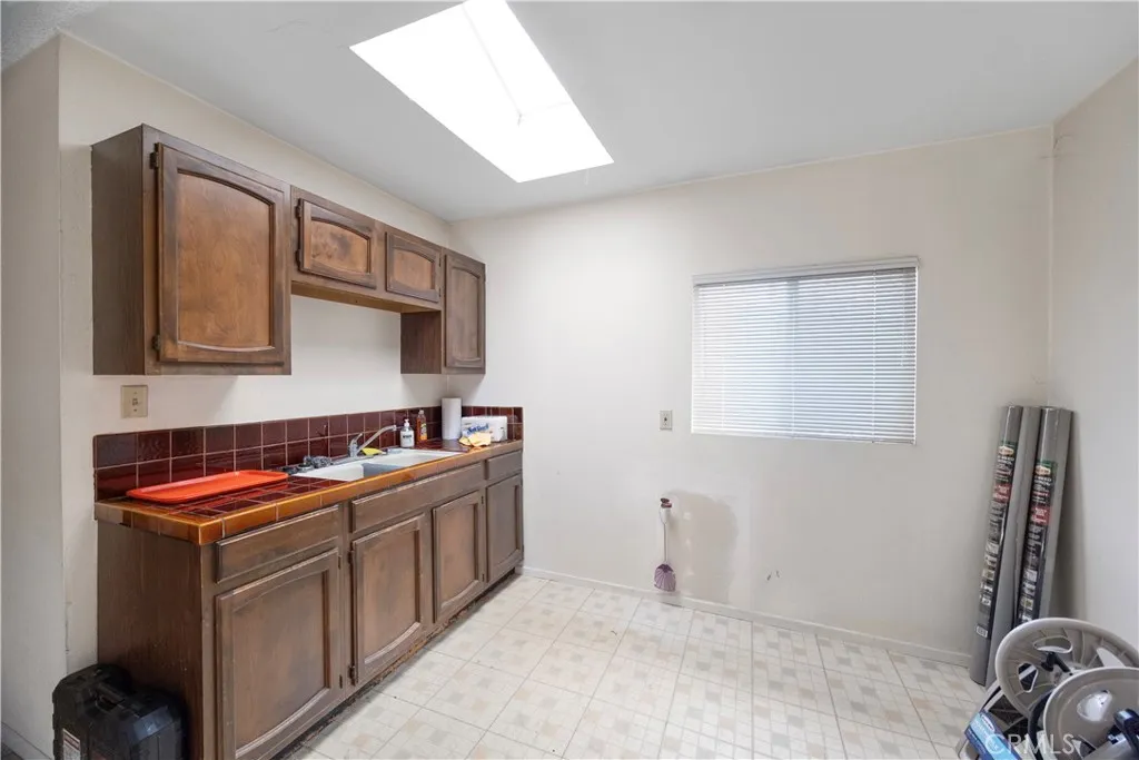 623 S Downey Road, East Los Angeles, California 90023 home-pic-35