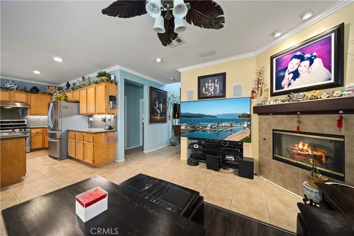 28314 Roman Court, Saugus, California 91350