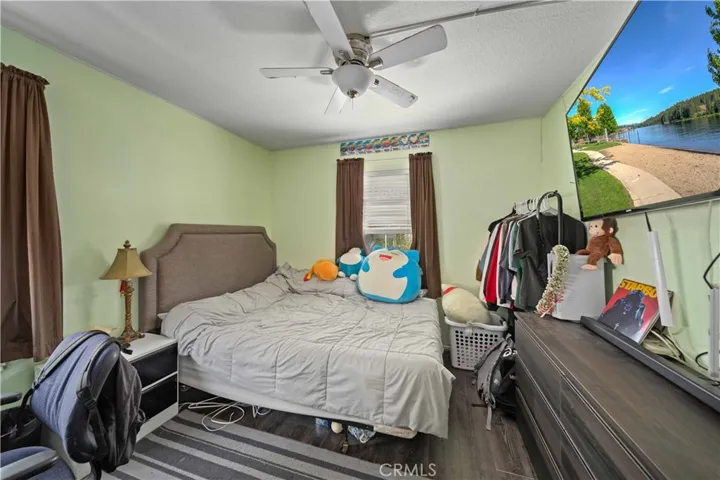 28314 Roman Court, Saugus, California 91350