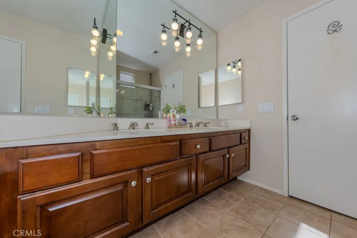 28375 Klondike Drive, Trabuco Canyon, California 92679
