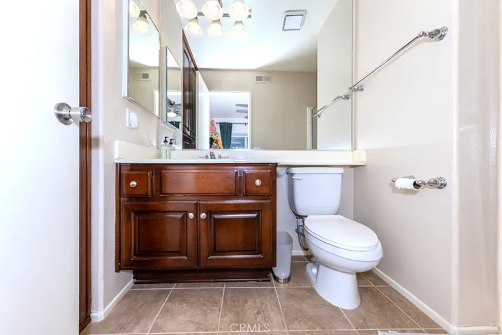 28375 Klondike Drive, Trabuco Canyon, California 92679