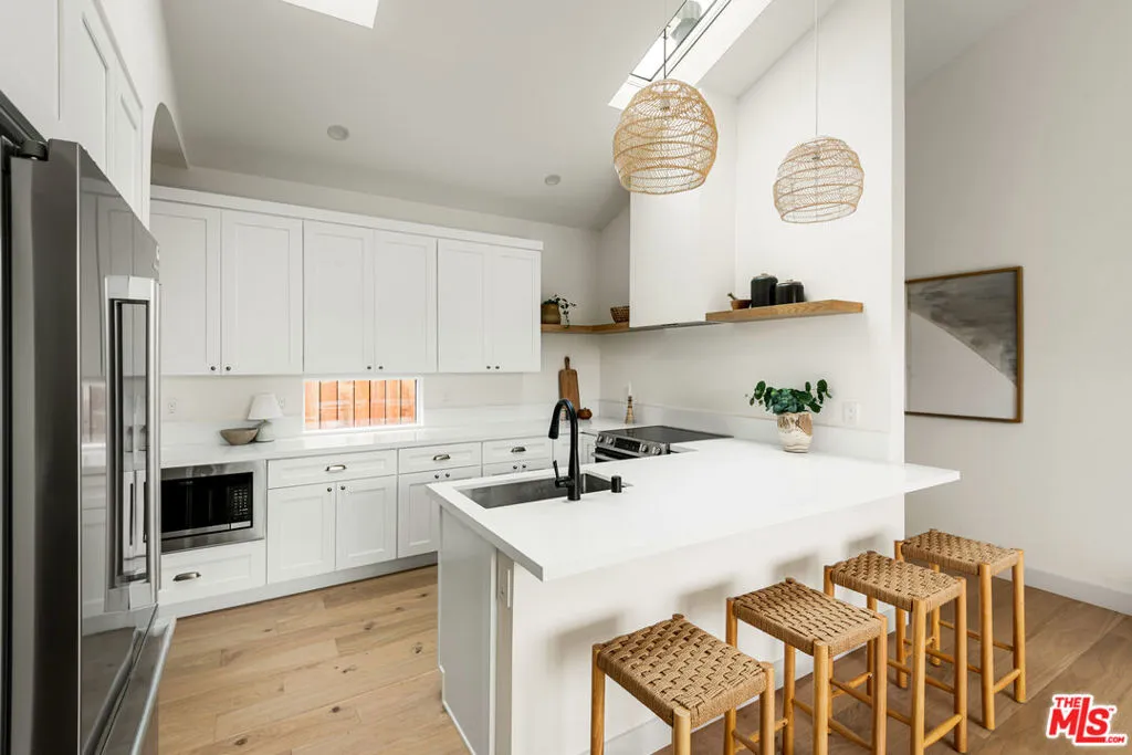 11840 Juniette Street, Culver City, California 90230 home-pic-22