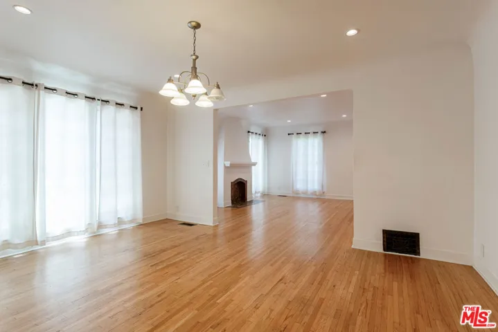 840 S Curson Avenue, Los Angeles, California 90036