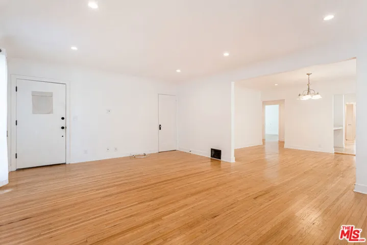 840 S Curson Avenue, Los Angeles, California 90036