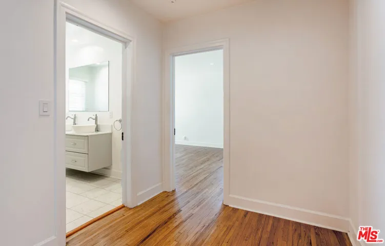 840 S Curson Avenue, Los Angeles, California 90036