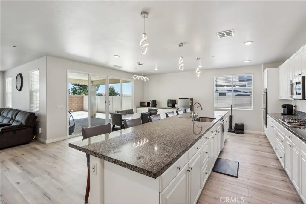 29167 Moraga Street, Menifee, California 92584 home-pic-13