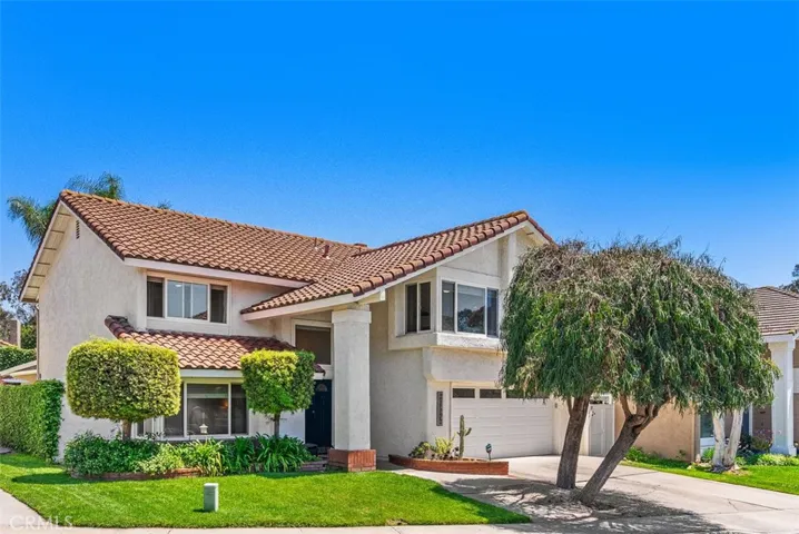 Fabulous family home on a cul-de-sac in the sought after neighborhood of Forest Creek.