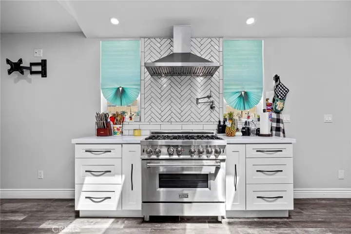 6800 Berry Avenue, Buena Park, California 90620