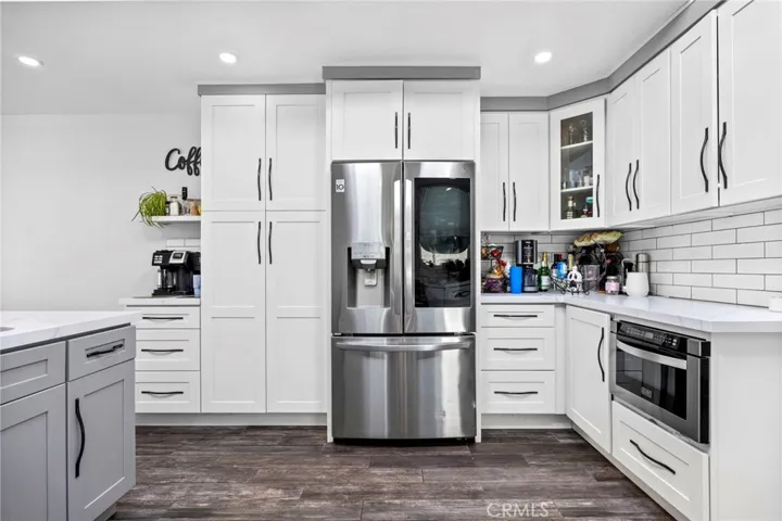 6800 Berry Avenue, Buena Park, California 90620