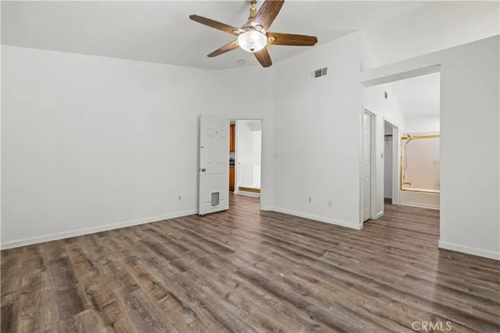 10213 Single Oak Drive, Bakersfield, California 93311