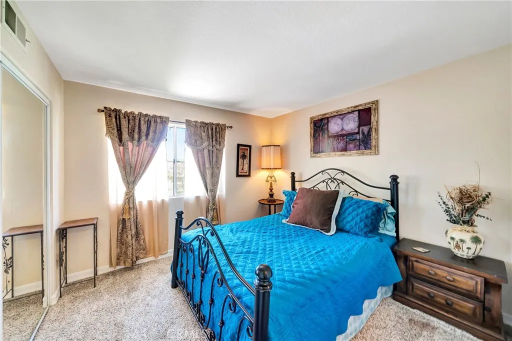 39884 Golfers Drive, Palmdale, California 93551 home-pic-40