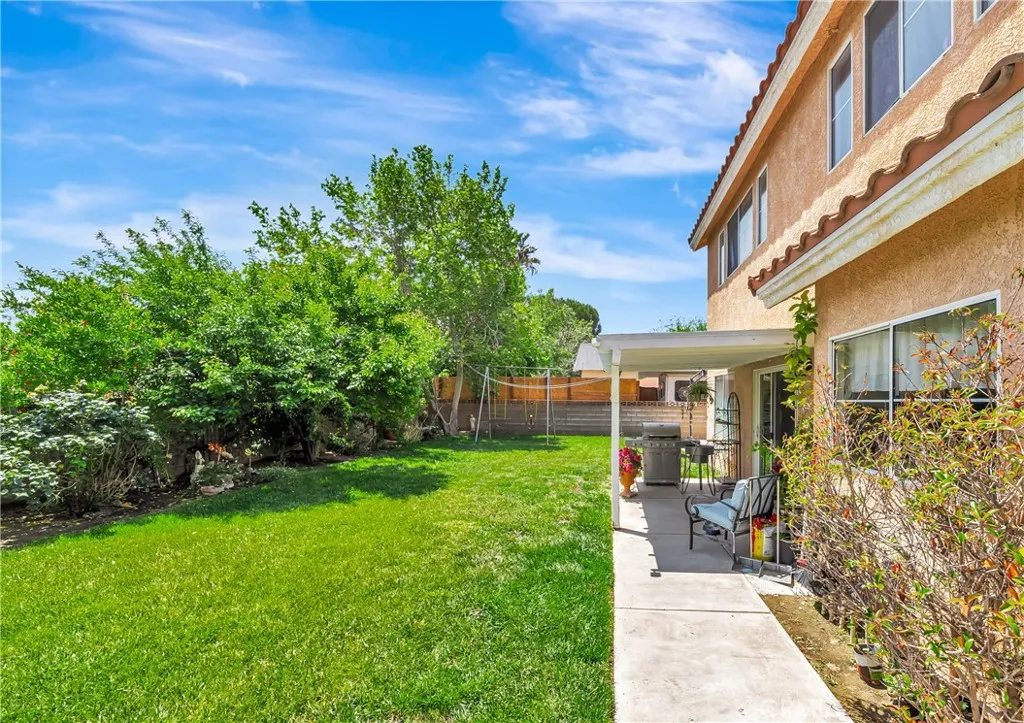 39884 Golfers Drive, Palmdale, California 93551 home-pic-54